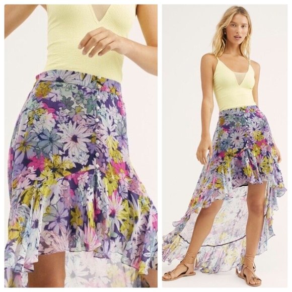Rococo Sand Dresses & Skirts - Rococo Sand Tallia Purple Floral Ruffle Button High Low Skirt